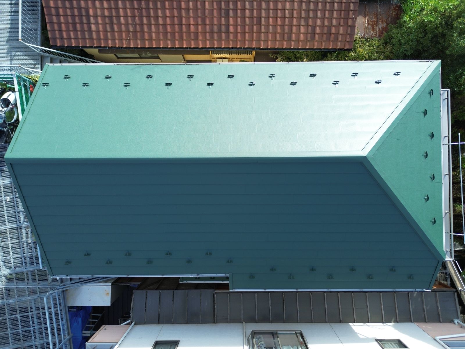 川崎市宮前区　T様邸　外壁塗装工事・屋根カバー工事～クリーム・ブルー系～