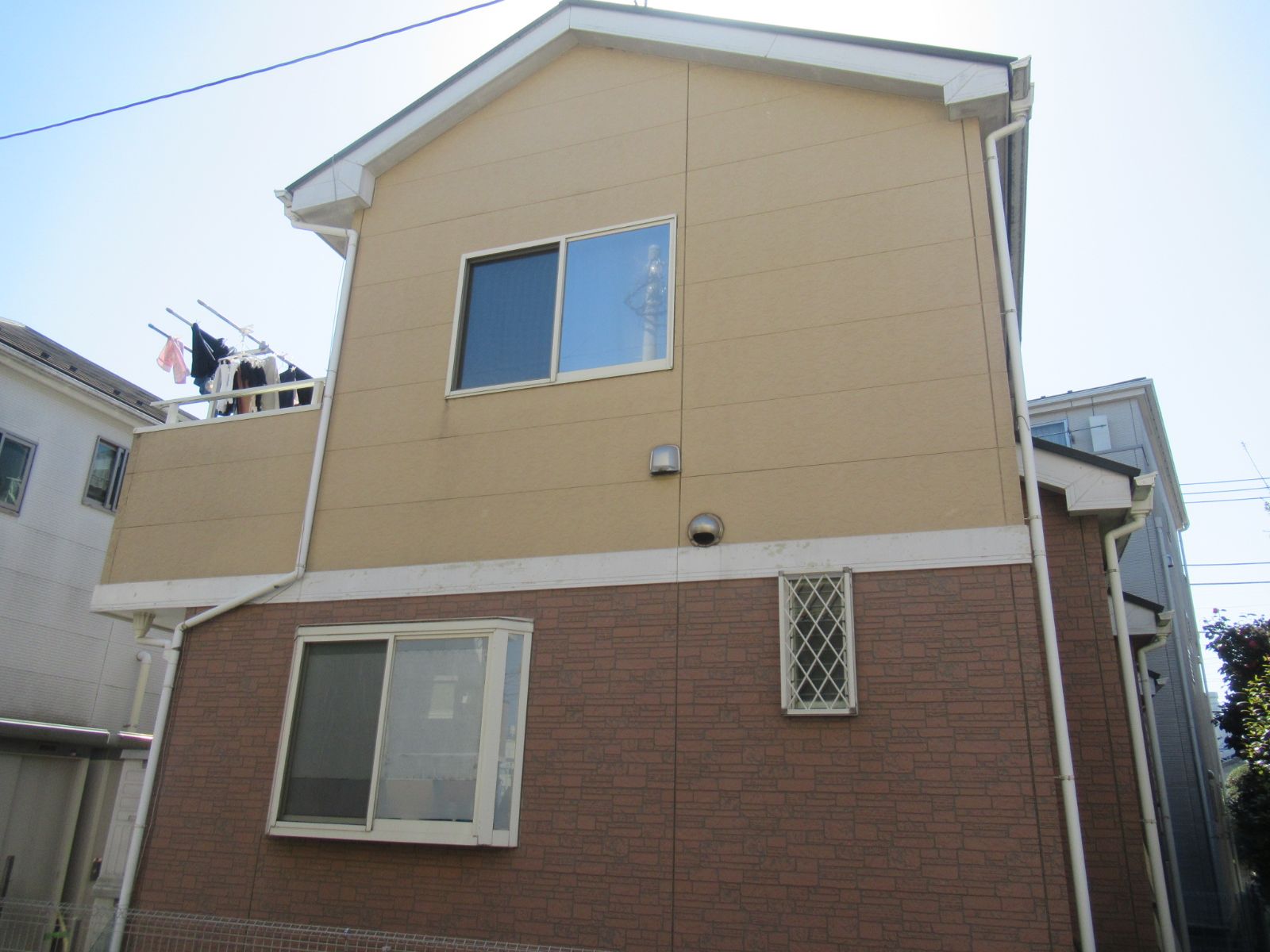 川崎市高津区　K様邸　外壁塗装工事・屋根カバー工事～クリーム系～