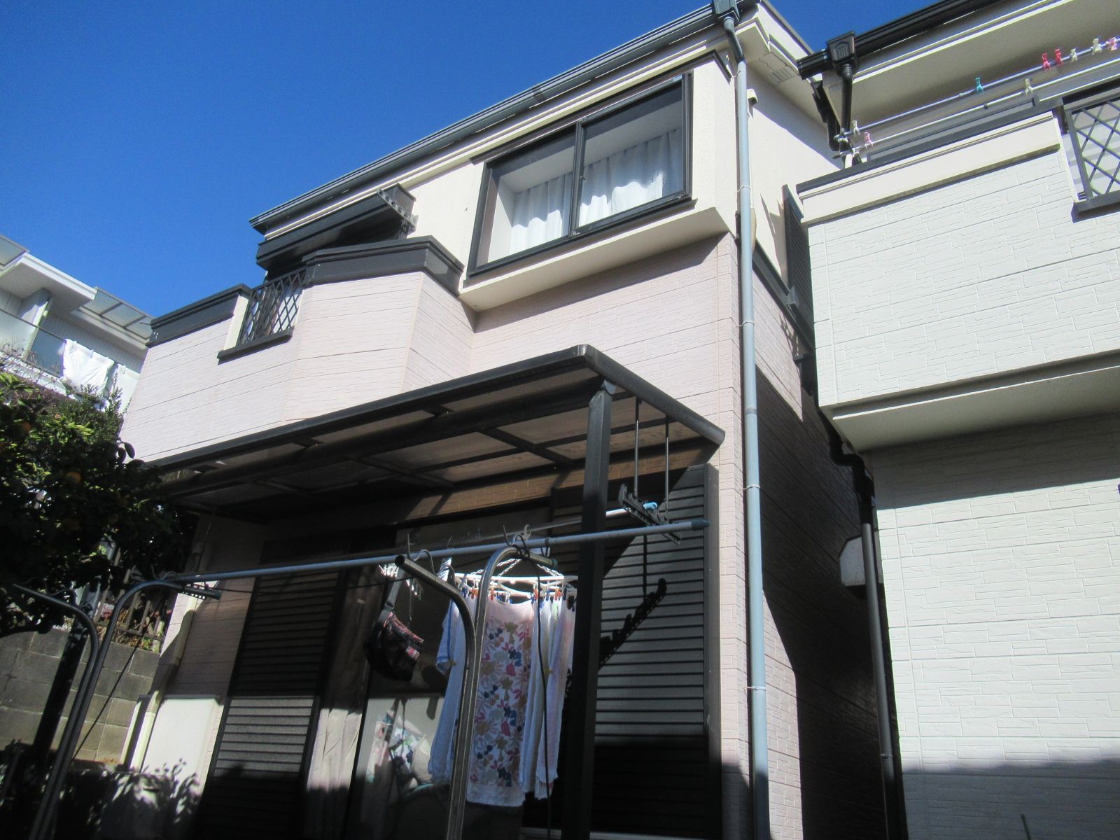 横浜市旭区　Y様邸　外壁屋根塗装工事～ホワイト・グレー系～
