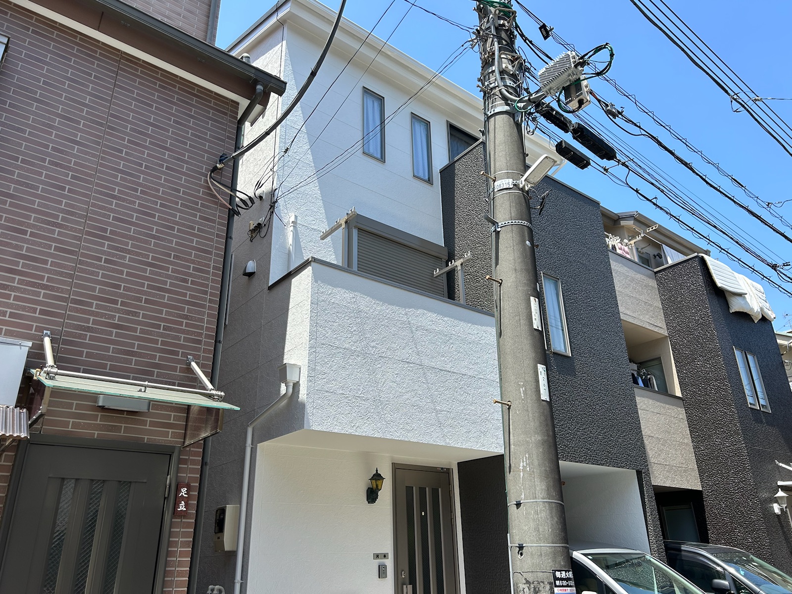 川崎市中原区　K様邸　外壁塗装・屋根葺き替え工事～ホワイト・グレー系～