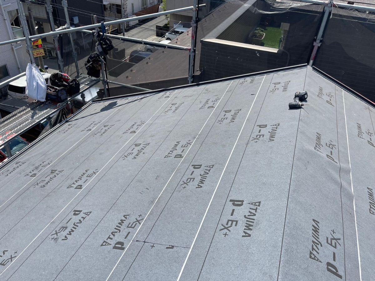 川崎市中原区　K様邸　外壁塗装・屋根葺き替え工事～ホワイト・グレー系～