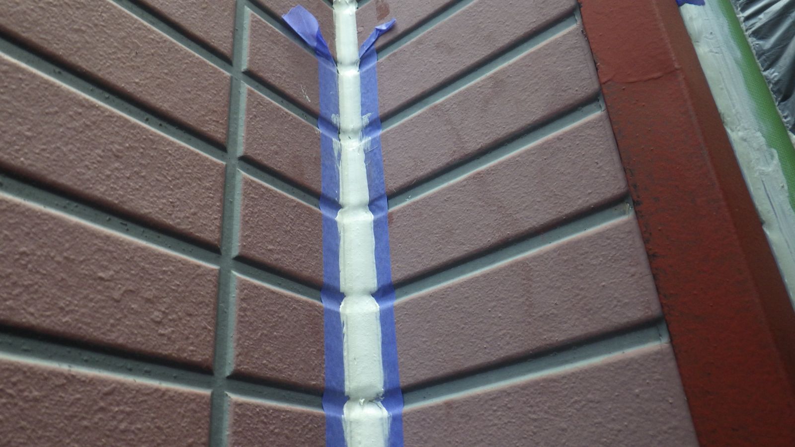 横浜市港北区　T様邸　外壁・屋根塗装工事～あずき色系～