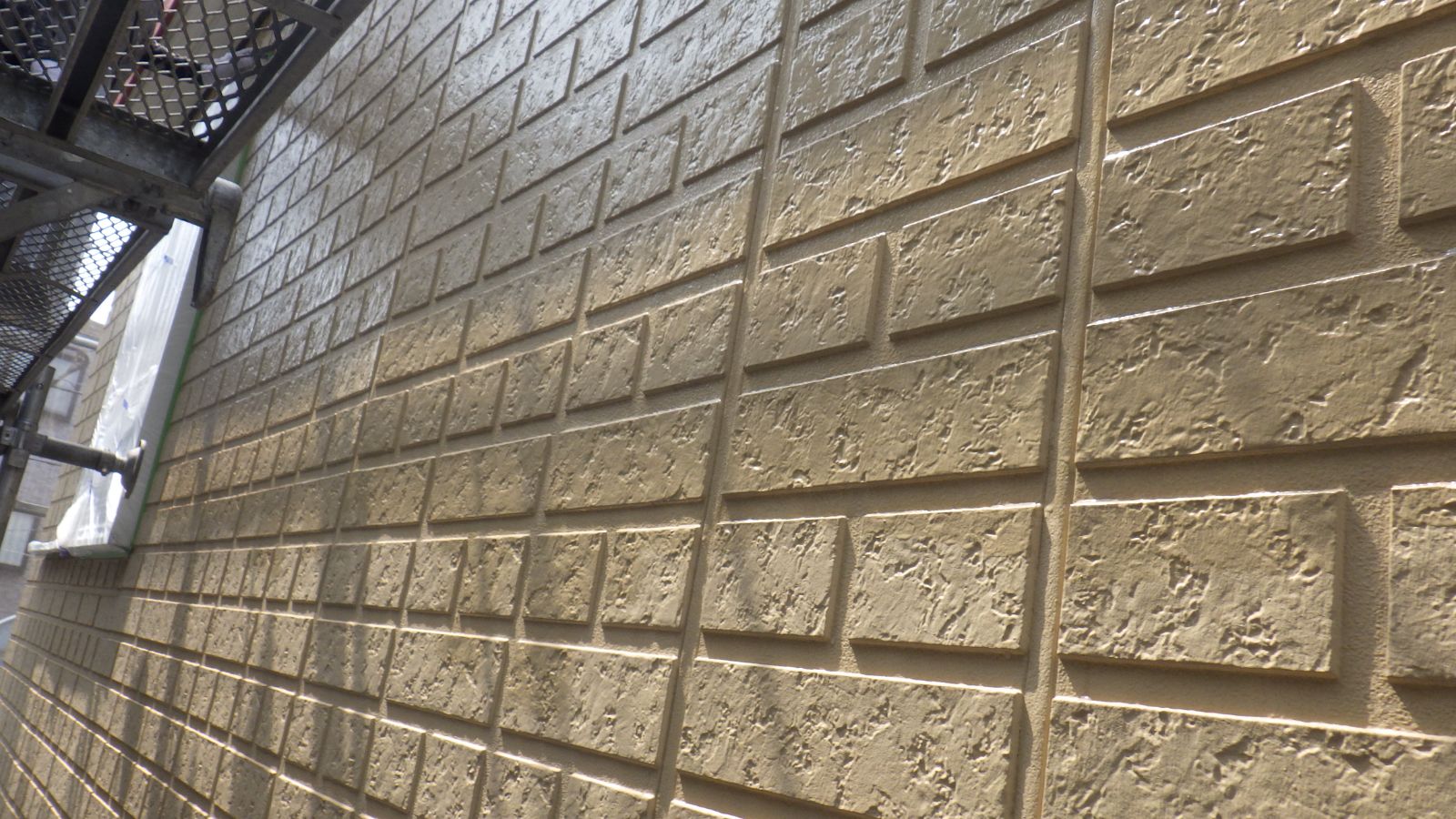 横浜市港北区　Sアパート様　外壁・屋根塗装工事～アイボリー系～