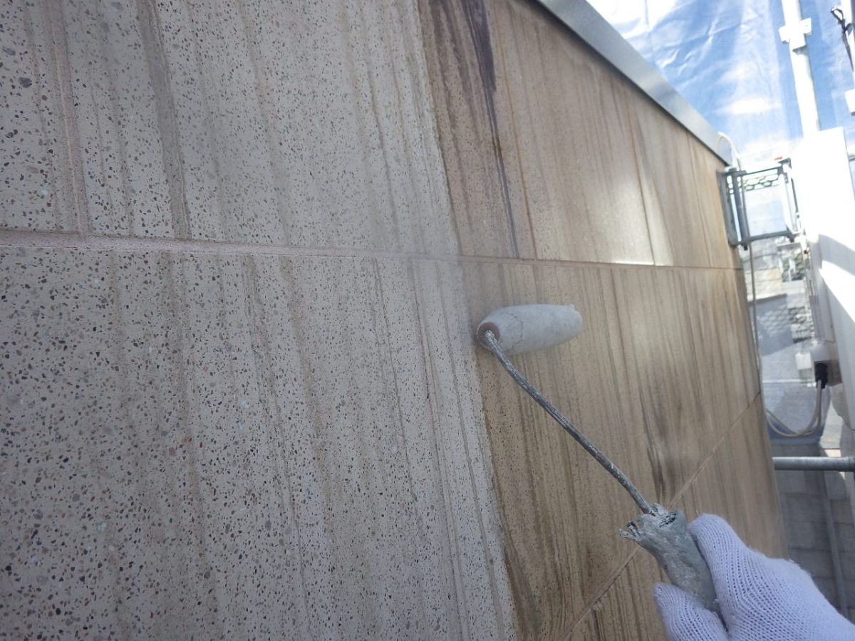 横浜市保土ヶ谷区　U様邸　外壁塗装工事・屋根カバー工事～ホワイト系～