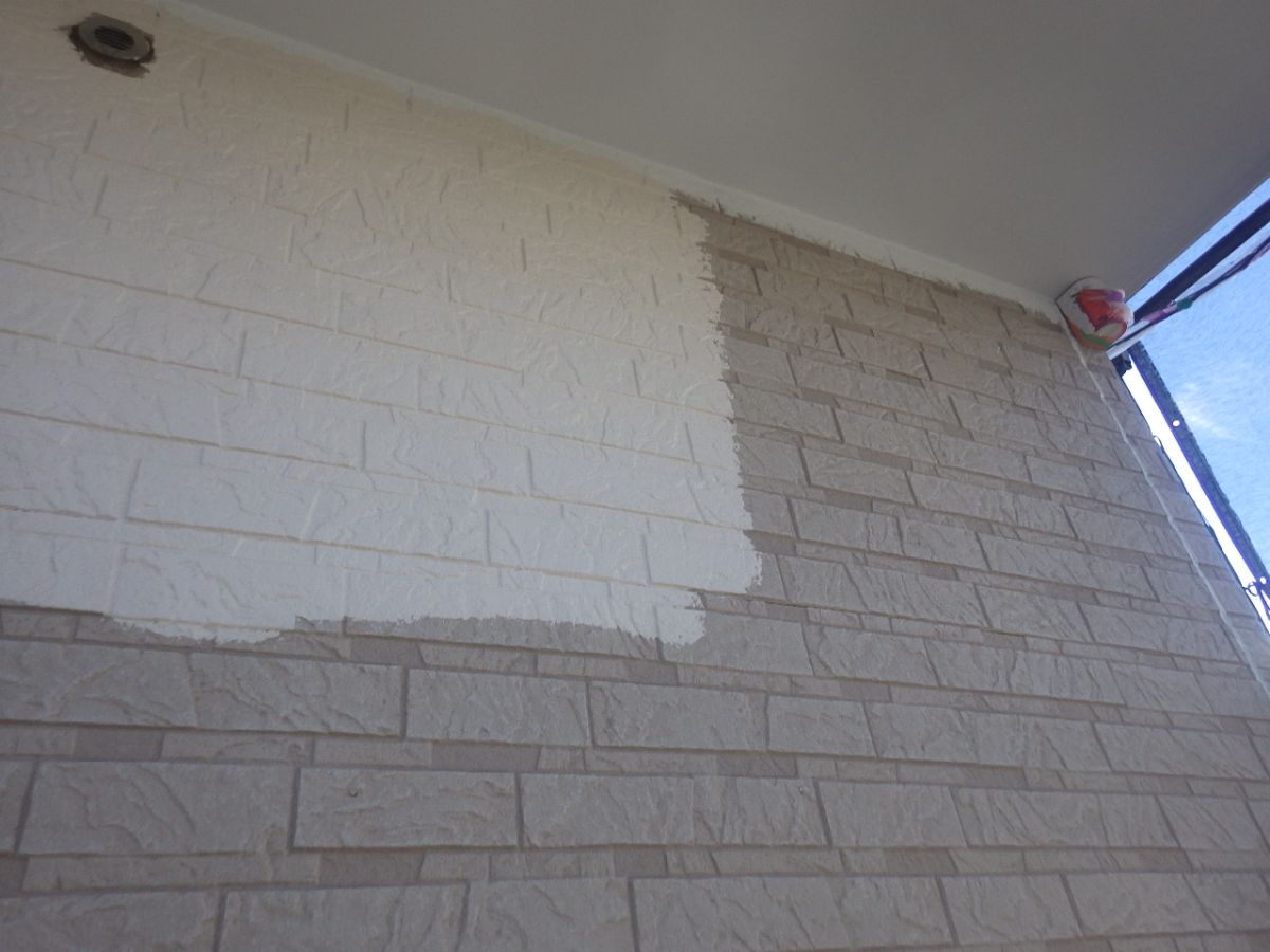 横浜市緑区　E様邸　外壁・屋根塗装工事～ホワイト・ブラック系～