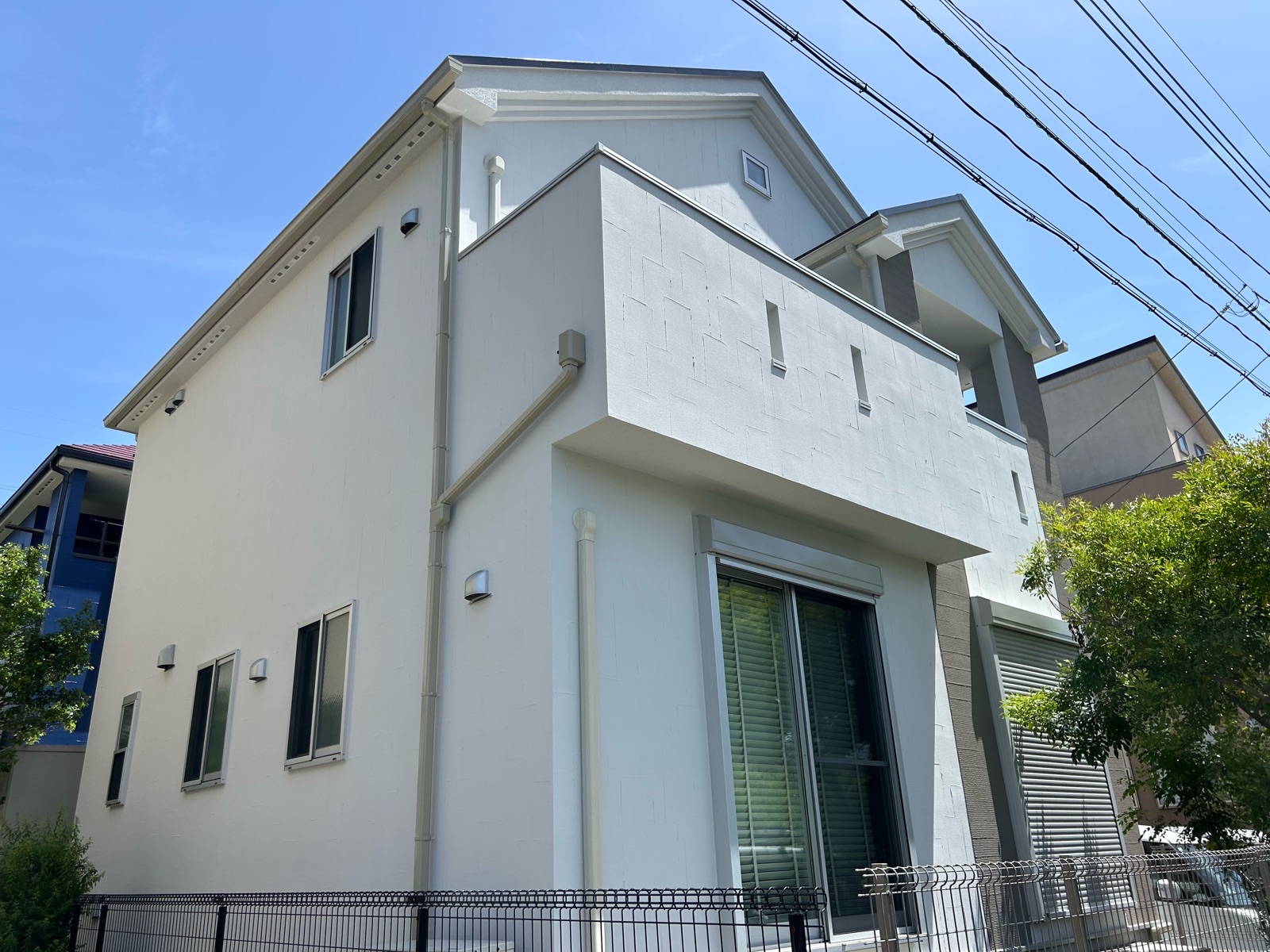 川崎市麻生区　S様邸　外壁・屋根塗装工事～ホワイト系～