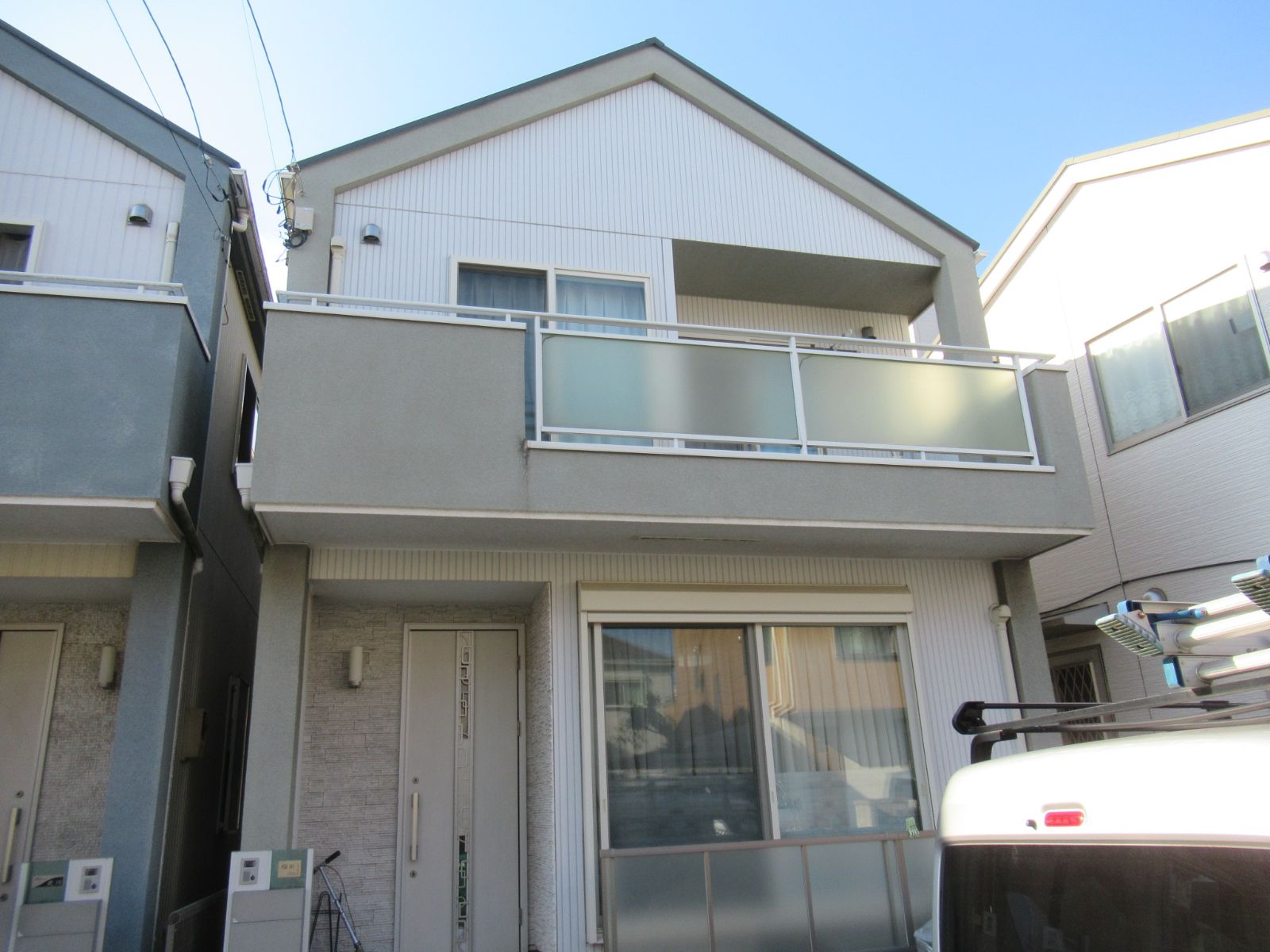 横浜市緑区　F様邸　外壁・屋根塗装工事～ホワイト・グリーン系～