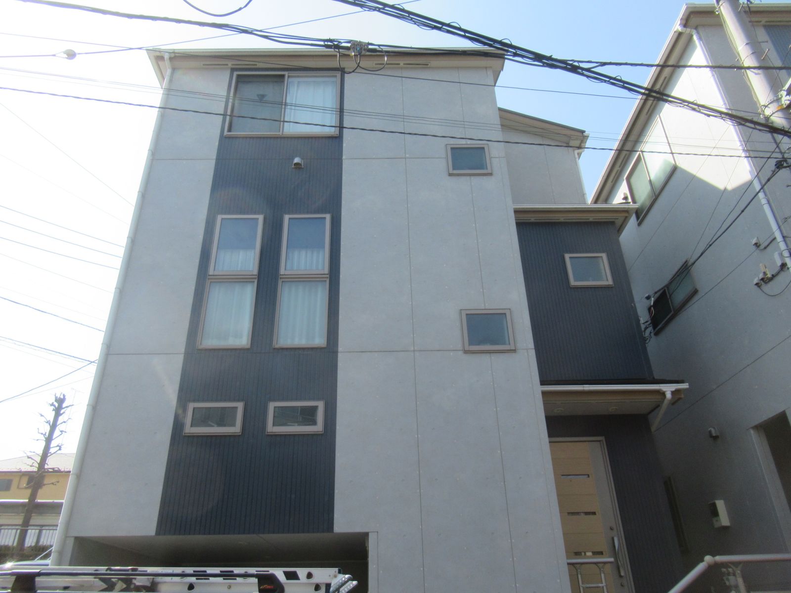 川崎市麻生区 O様邸 外壁・屋根塗装工事~グレー・ブラック系~