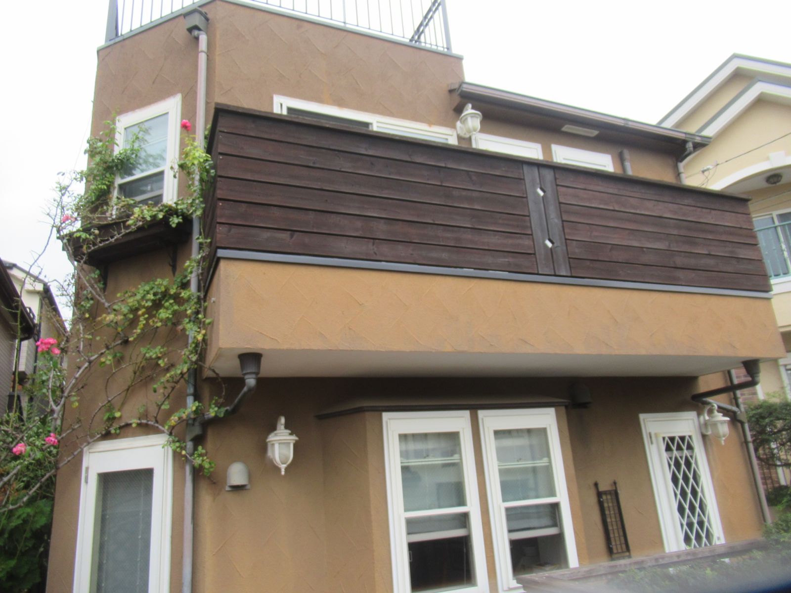 横浜市港北区　S様邸　外壁・屋根塗装～茶系～