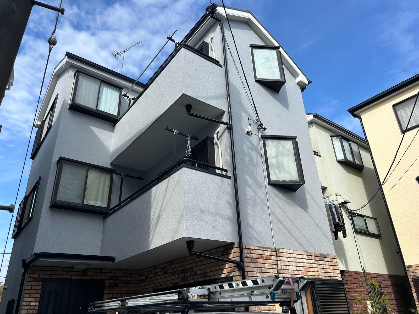 川崎市宮前区　S様邸　外壁・屋根塗装工事～ライトグレー系～