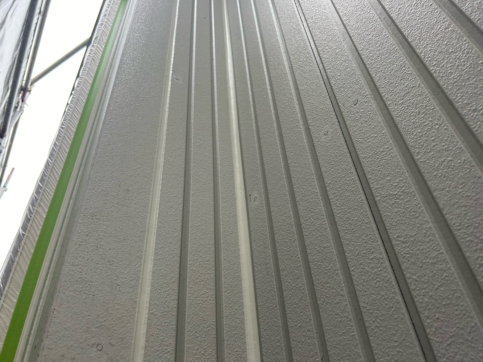 横浜市緑区　F様邸　外壁・屋根塗装工事～ホワイト・グリーン系～