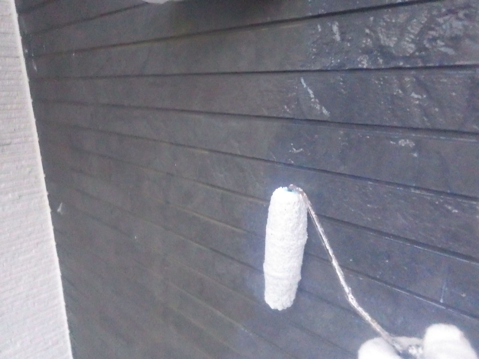 川崎市宮前区　S様邸　外壁・屋根塗装工事～ホワイト・ブラック系～