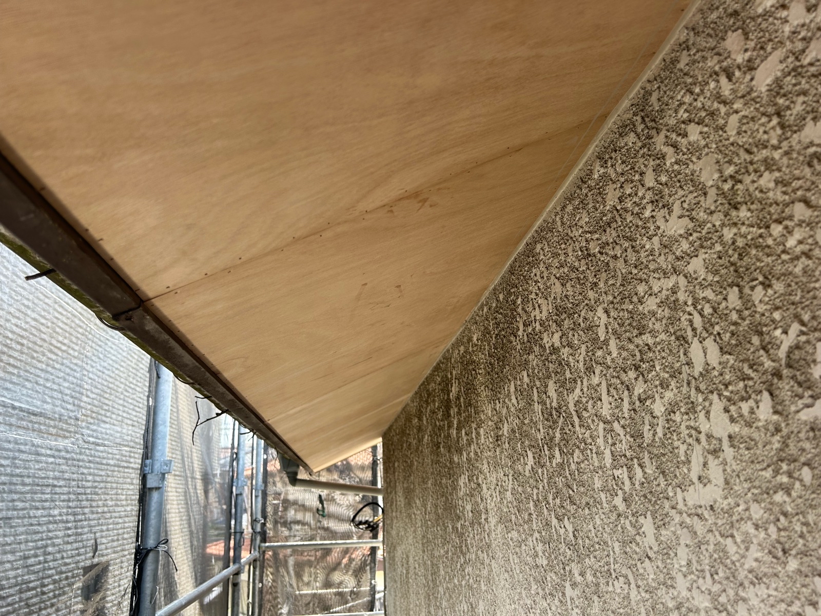 川崎市麻生区　M様邸　外壁塗装・屋根カバー工事