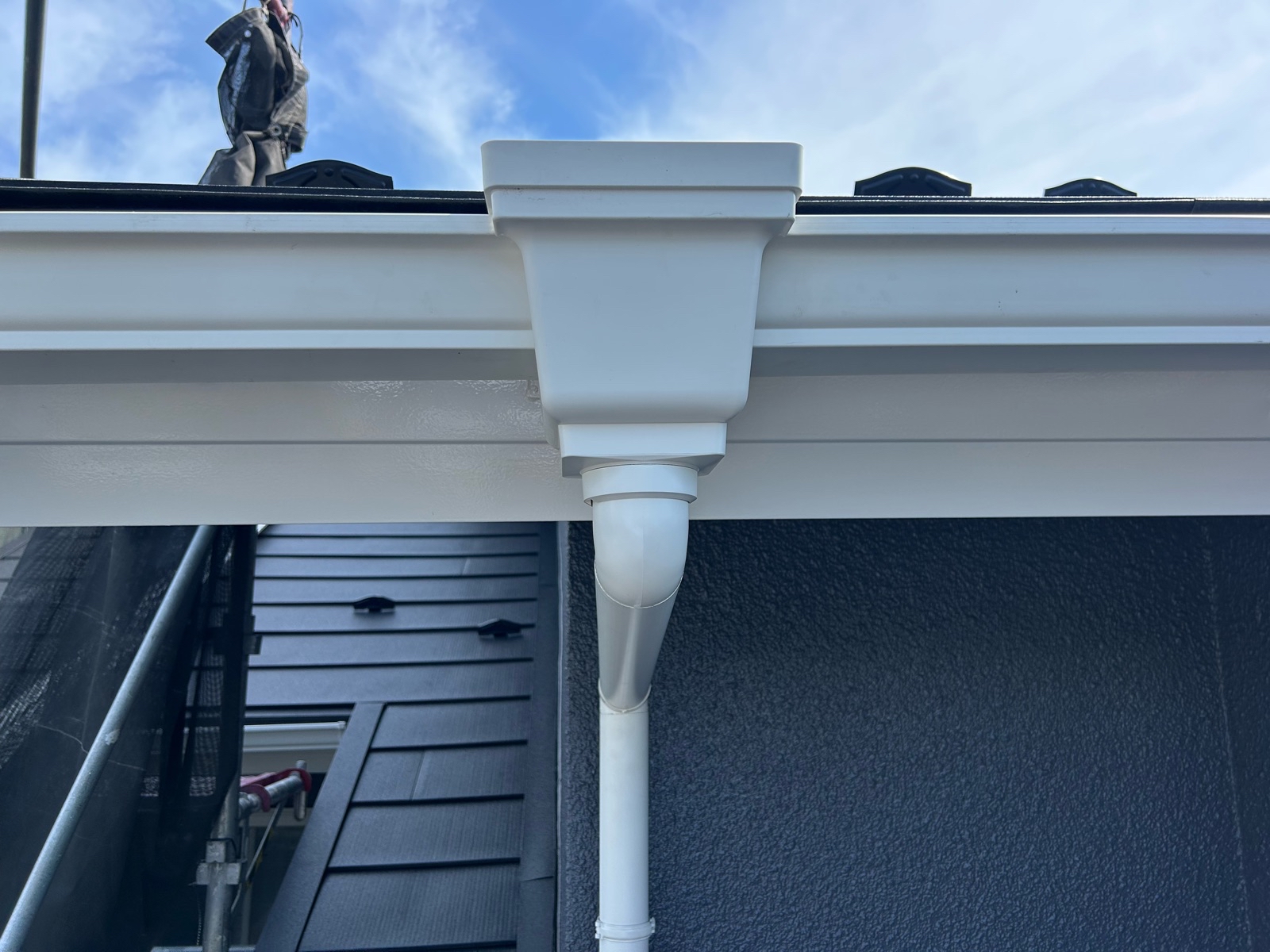 茅ヶ崎市　A様邸　外壁塗装・屋根カバー工事